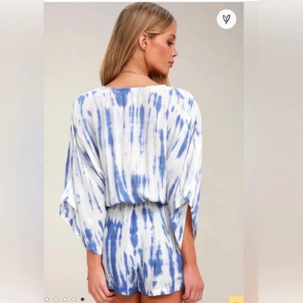 NWOT Blue and white romper perfect for warm weather